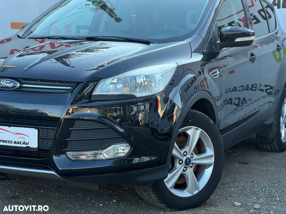 Ford Kuga - 9