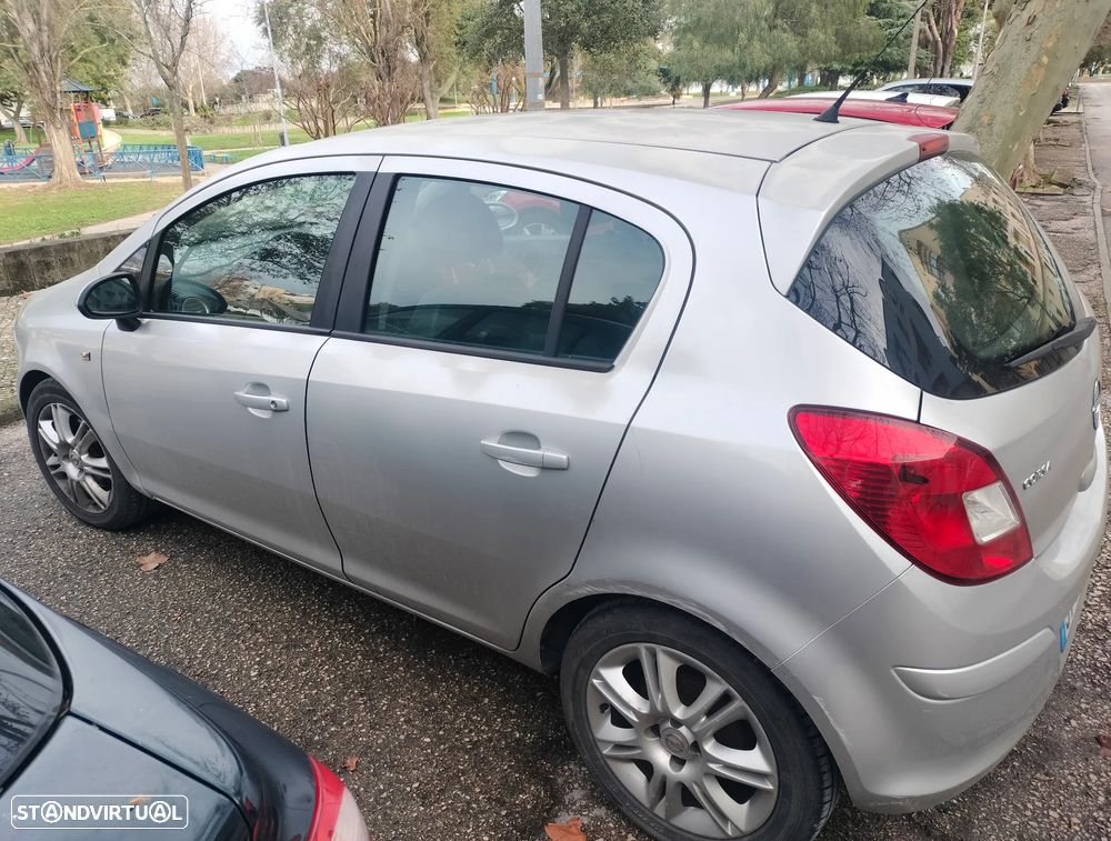 Opel Corsa 1.3 CDTI Enjoy - 10