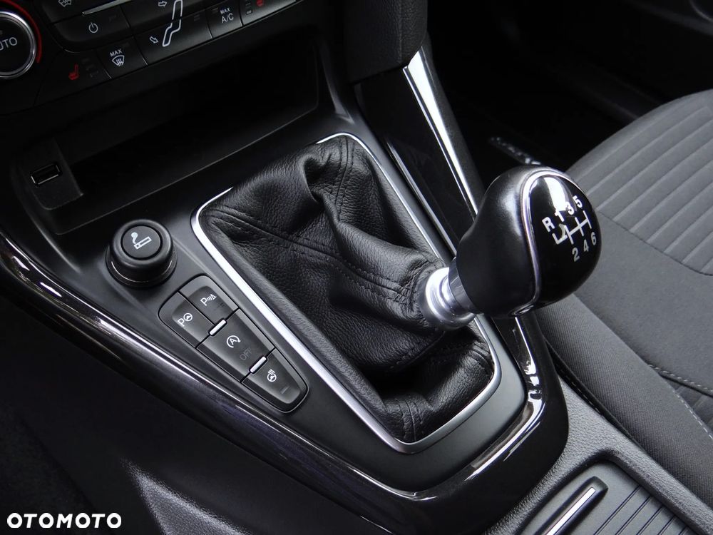 Ford Focus 1.0 EcoBoost Titanium ASS - 15