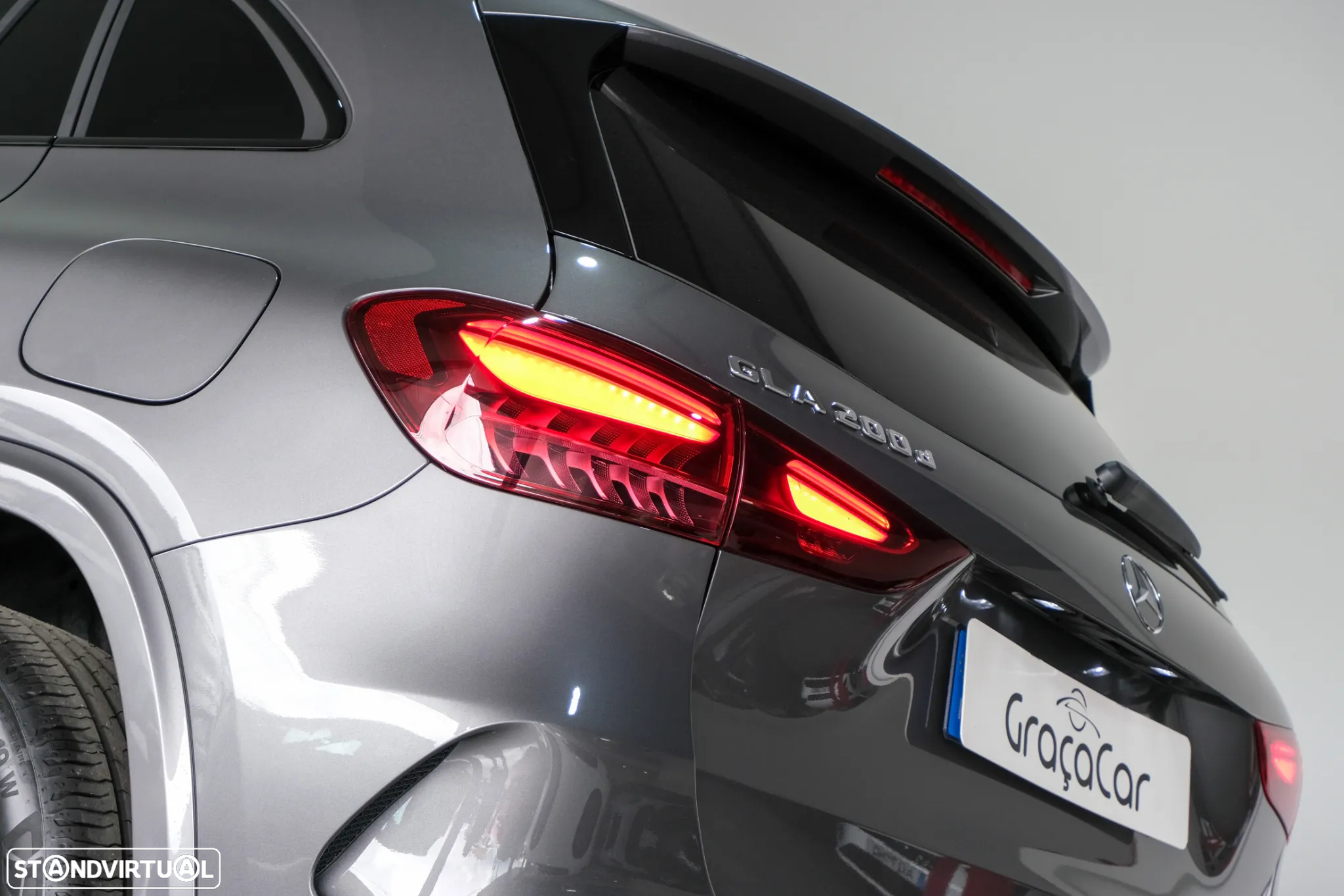 Mercedes-Benz GLA 200 d AMG Line - 18