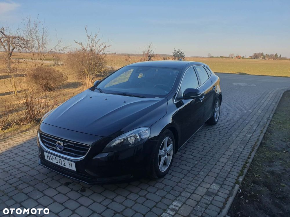 Volvo V40 D2 Summum - 1