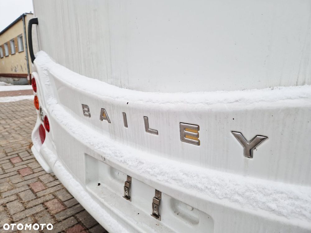 Bailey PURSUIT 430 Mover Przedsionek Solar Truma Combi - 7