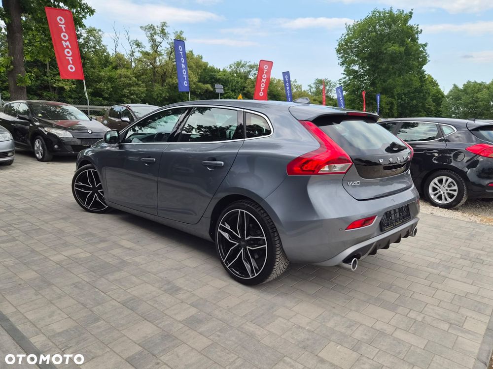 Volvo V40 D2 Kinetic - 6