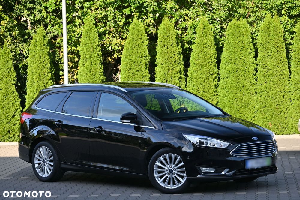 Ford Focus 1.5 EcoBoost Titanium ASS - 4