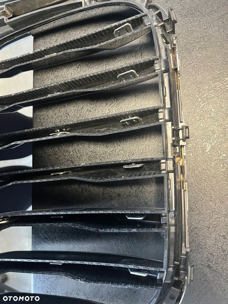 BMW X5 G05 GRILL ATRAPA NERKI WERSJA POD KAMERĘ 20240006541/411  ORYGINAŁ - 5