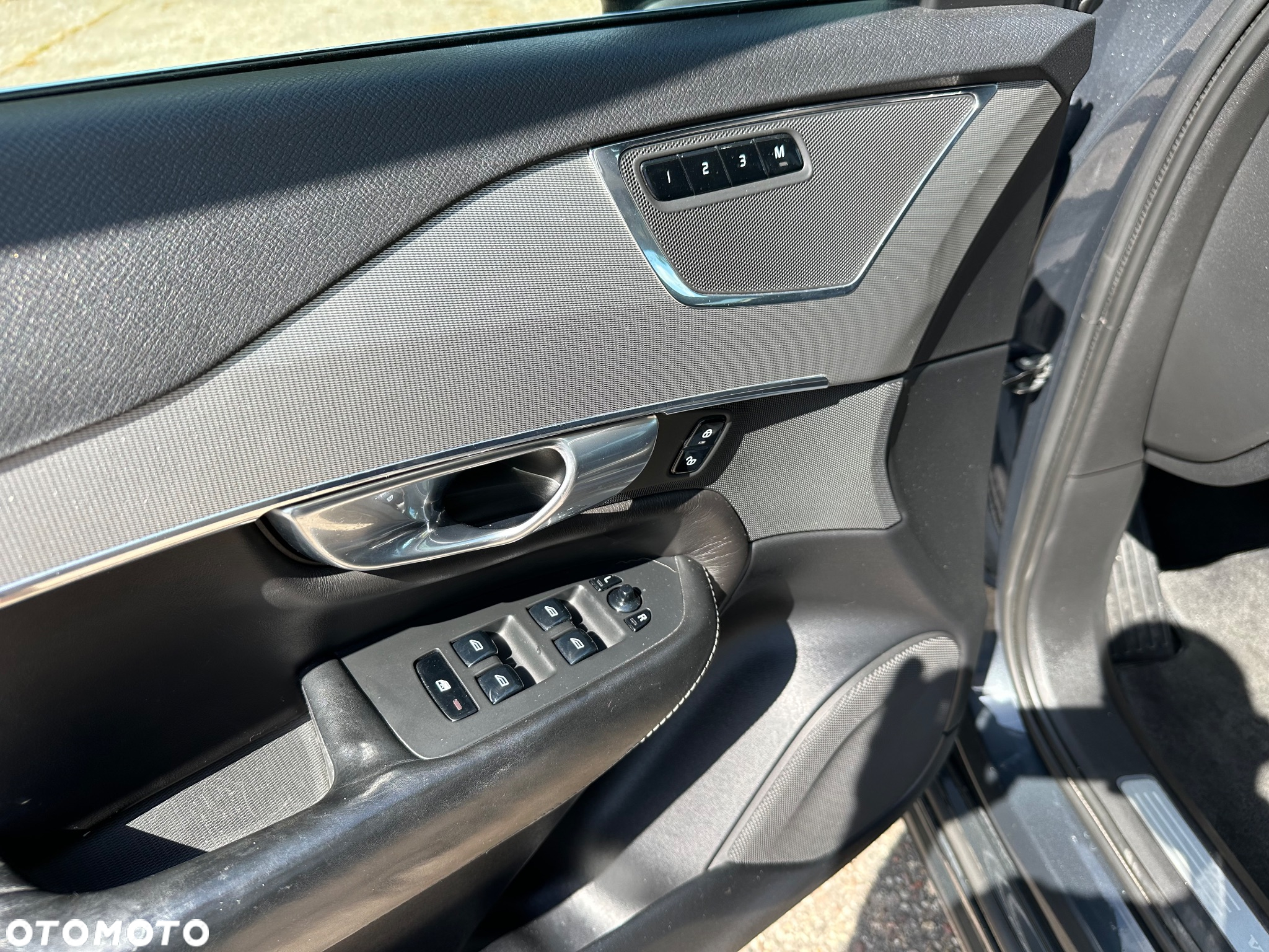 Volvo XC 90 D5 AWD Inscription - 12