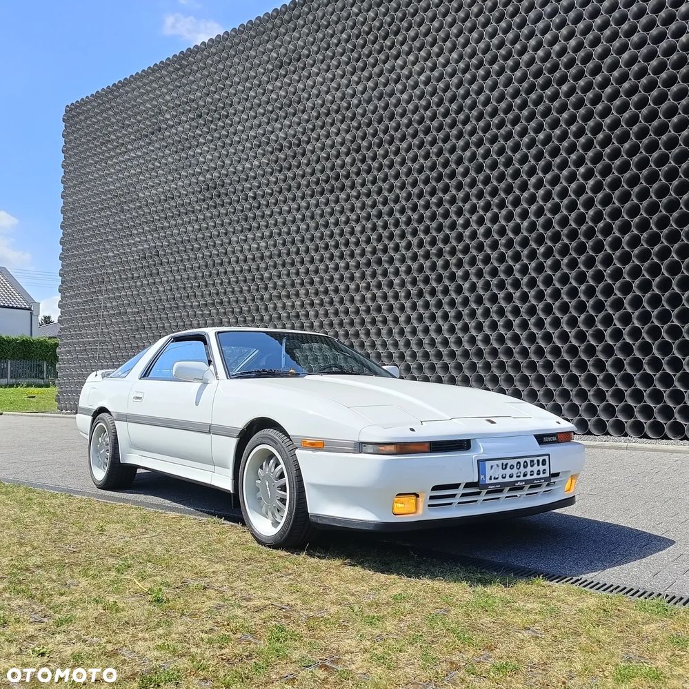 Toyota Supra - 11
