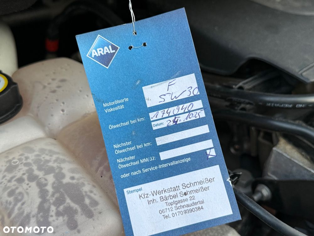 Ford Kuga 2.0 TDCi 4x4 Titanium - 36