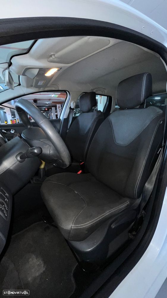 Renault Clio Sport Tourer (Energy) dCi 90 Bose Edition - 5