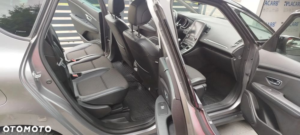 Renault Scenic 1.6 dCi Intens - 12