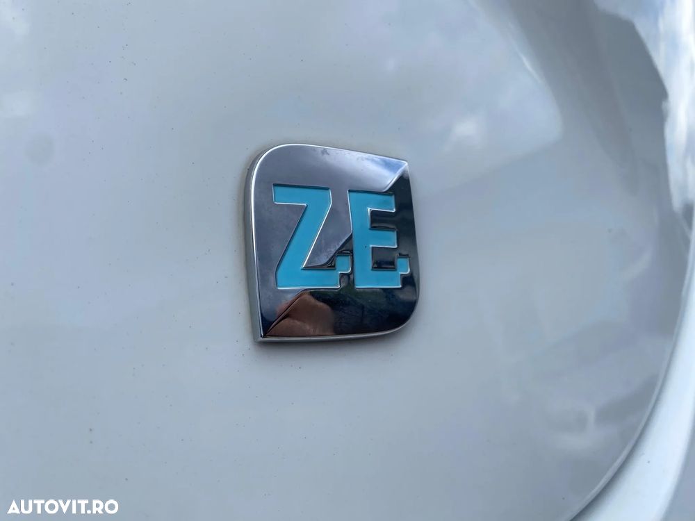 Renault ZOE - 32