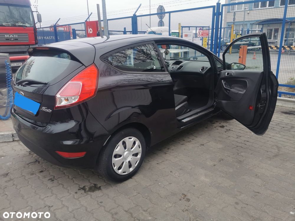 Ford Fiesta - 2
