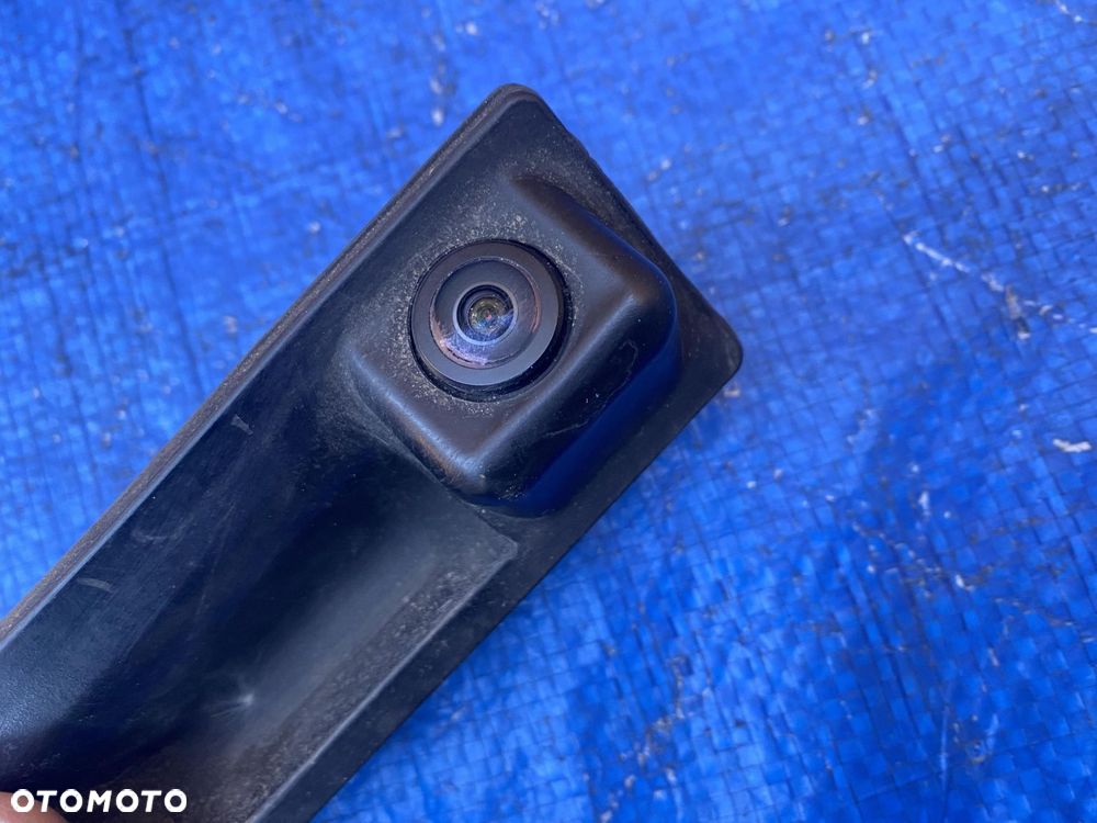 AUDI SQ7 Q7 4M 4M0827566B KLAMKA BAGAŻNIKA KAMERA MIKROSTYK / ORYGINAŁ - 3