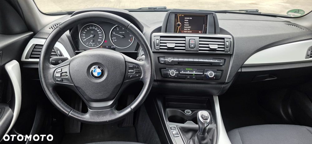 BMW Seria 1 118d - 14