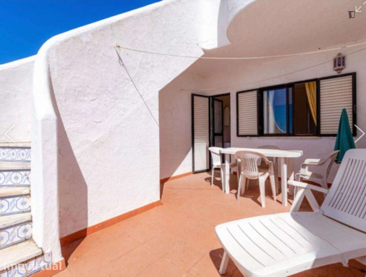 Apartamento com 3 quartos - localizado em Lagos - Grande imagem: 2/6