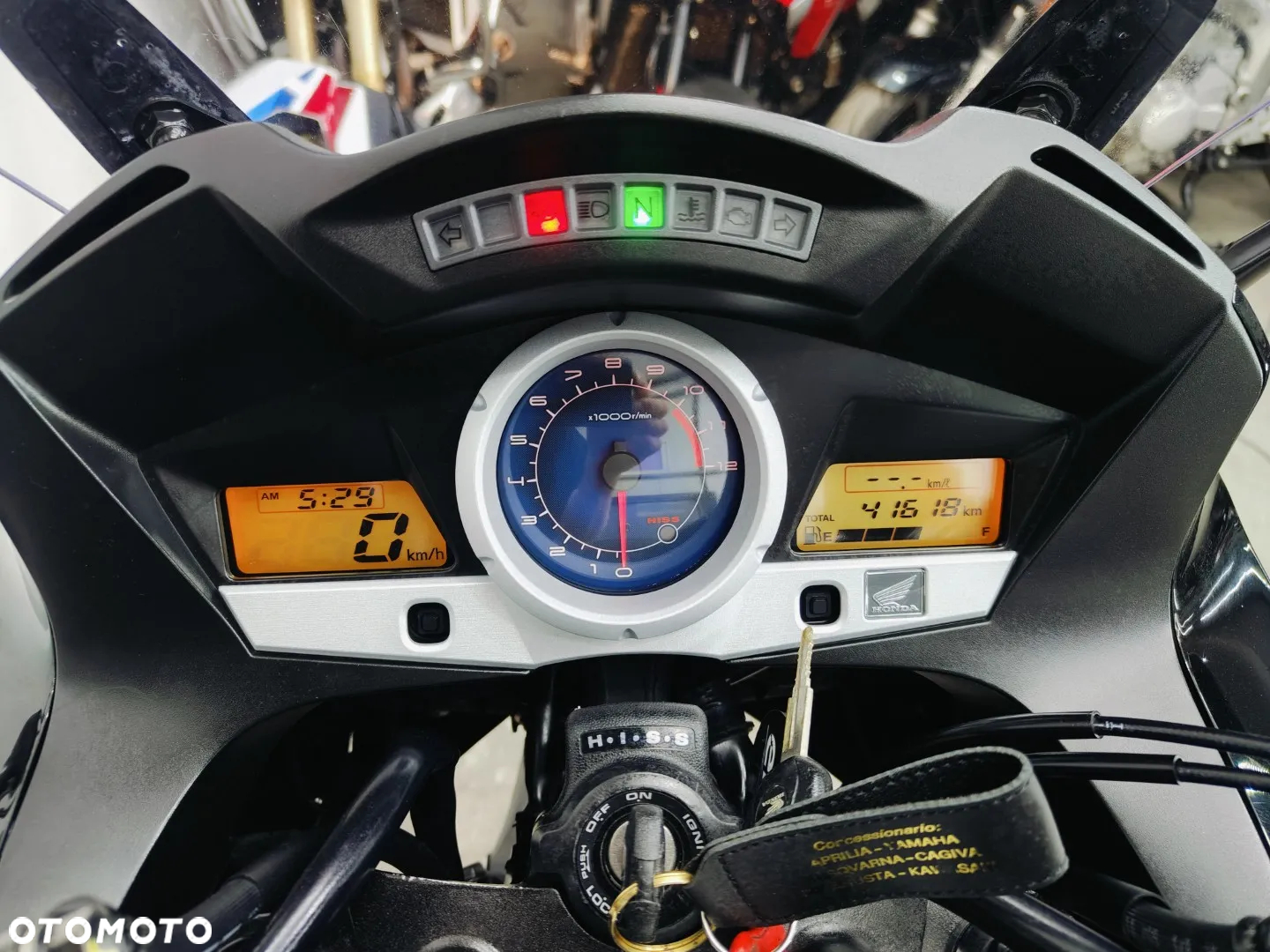 Honda CBF - 17