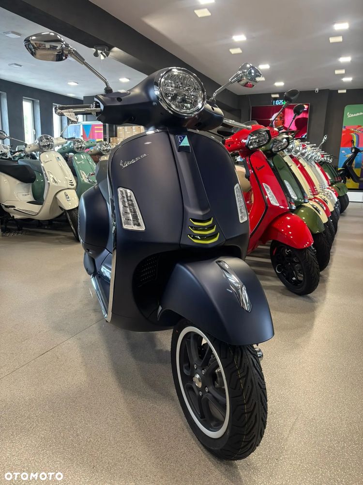 Vespa GTS - 10