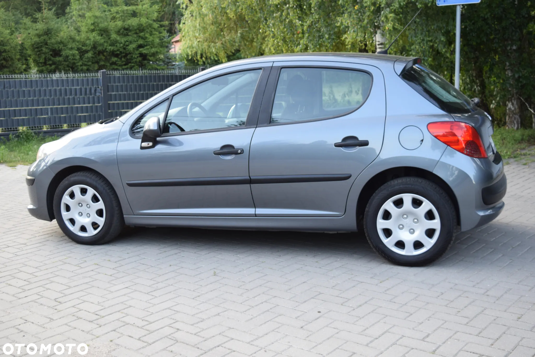 Peugeot 207 1.4 Trendy - 12