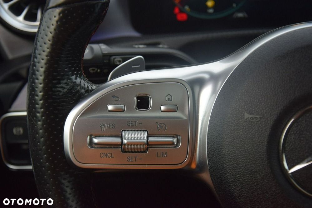 Mercedes-Benz CLA 180 7G-DCT Edition AMG Line - 40