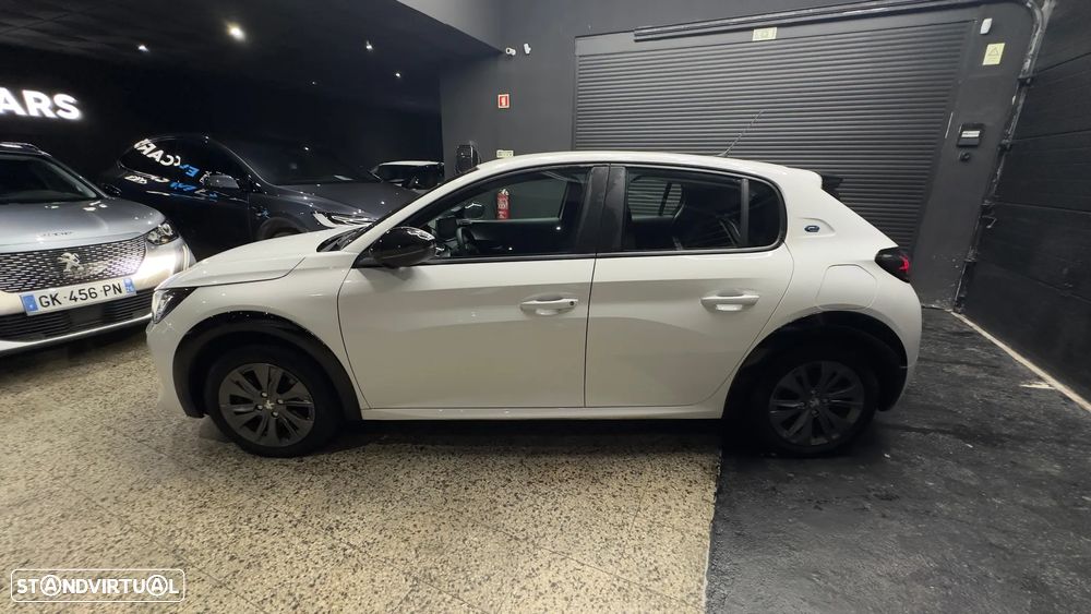 Peugeot e-208 Allure Pack - 8