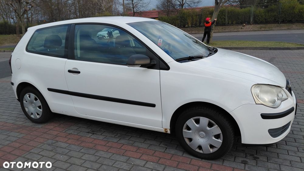 Volkswagen Polo - 4