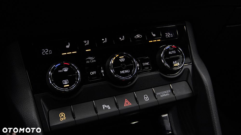 Skoda Karoq 2.0 TDI SCR 4x4 Sportline DSG - 26