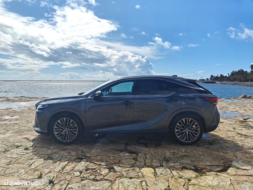 Lexus RX 450h - 11