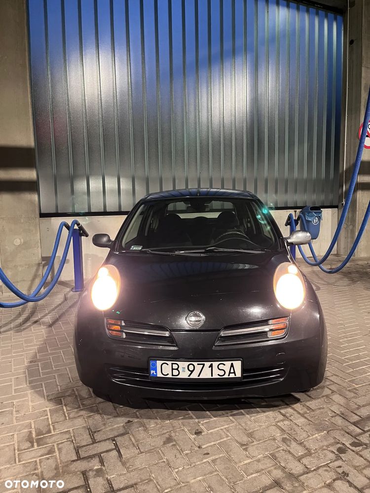 Nissan Micra 2004 photo 2