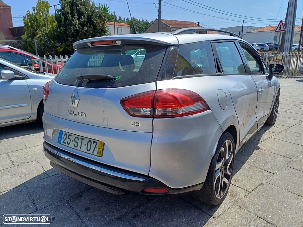 Renault Clio Sport Tourer dCi 75 Expression - 2