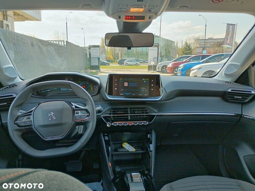 Peugeot 208 - 9