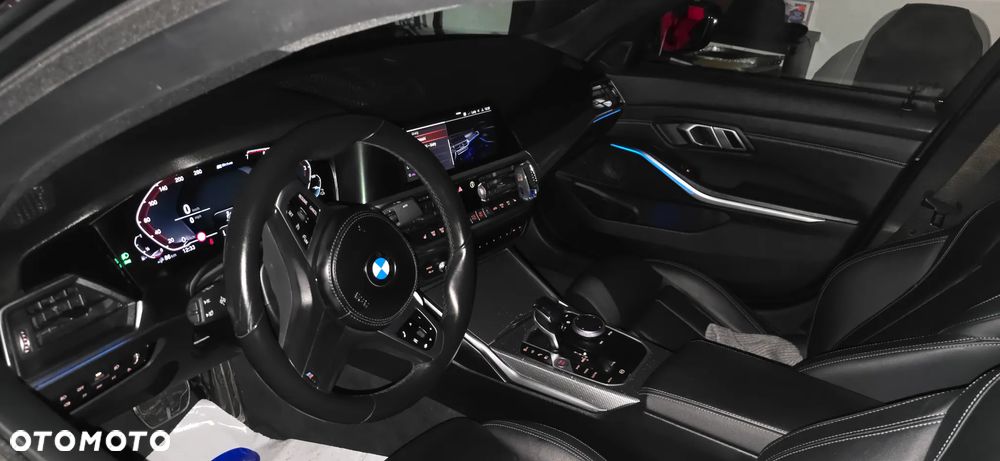 BMW Seria 3 330e M Sport - 21