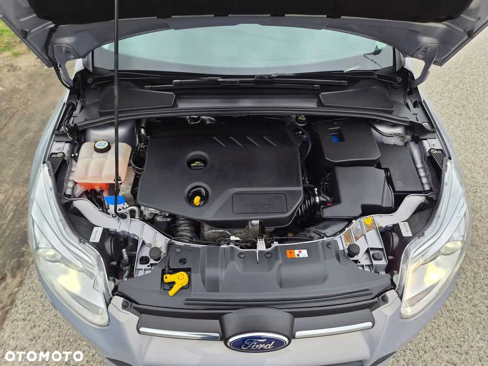 Ford Focus 1.6 TDCi DPF Start-Stopp-System SYNC Edition - 25