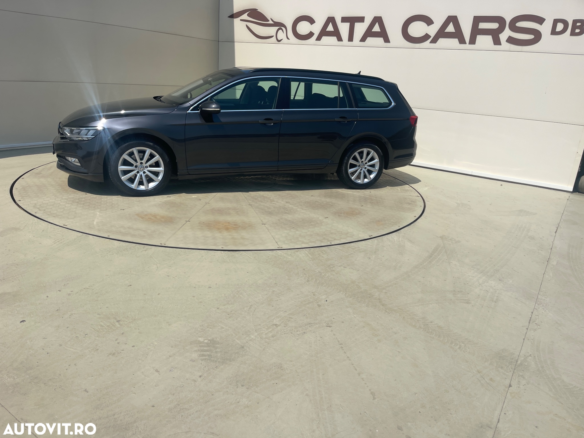 Volkswagen Passat - 7