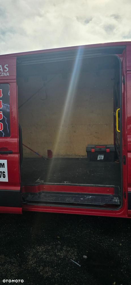 Volkswagen CRAFTER - 14