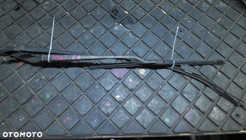 KOMPLET RAMION WERSJA EUROPEJSKA VW POLO 6Q OKULAR POSIADAM DWA KOMPLETY - 1