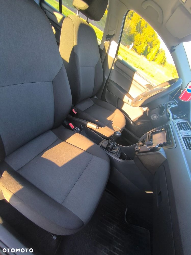 Skoda RAPID 1.6 TDI DPF Edition - 12
