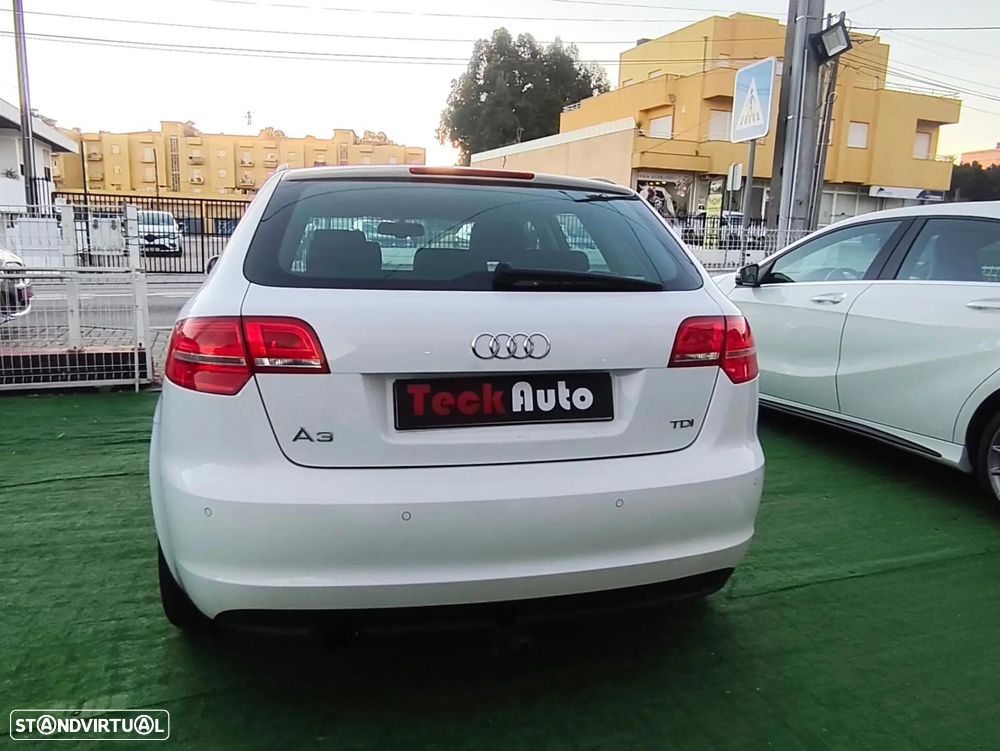 Audi A3 Sportback 1.6 TDI S-line - 6