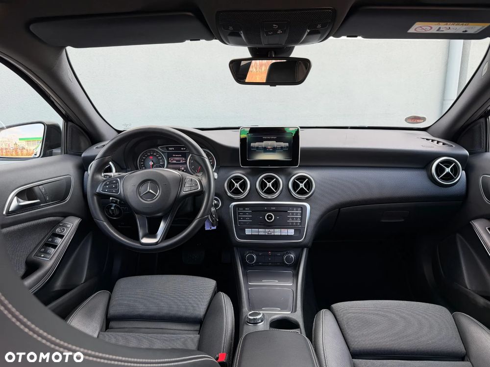 Mercedes-Benz Klasa A 180 7G-DCT StreetStyle - 20