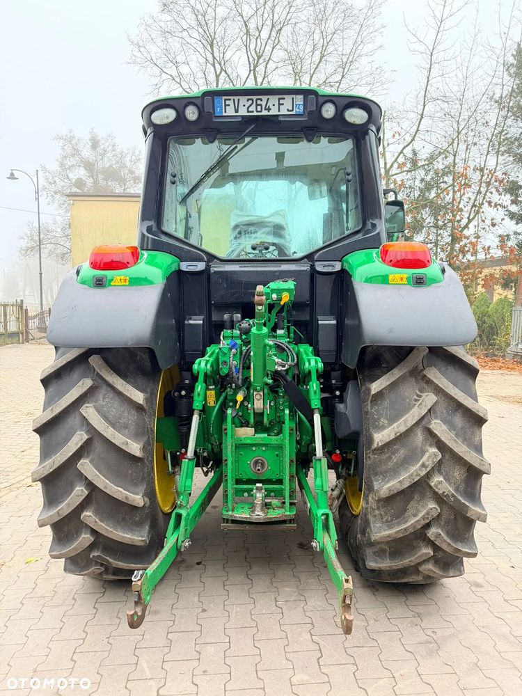 John Deere 6120M - 13