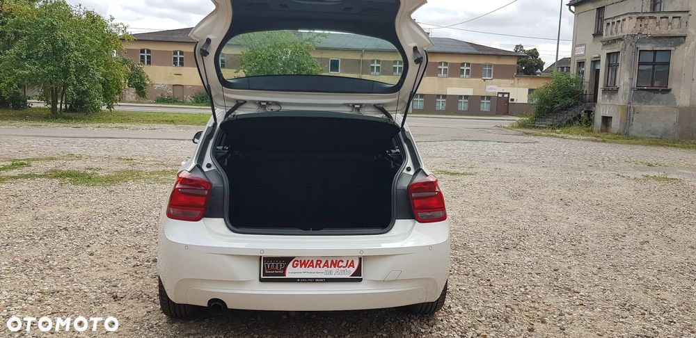 BMW Seria 1 - 12