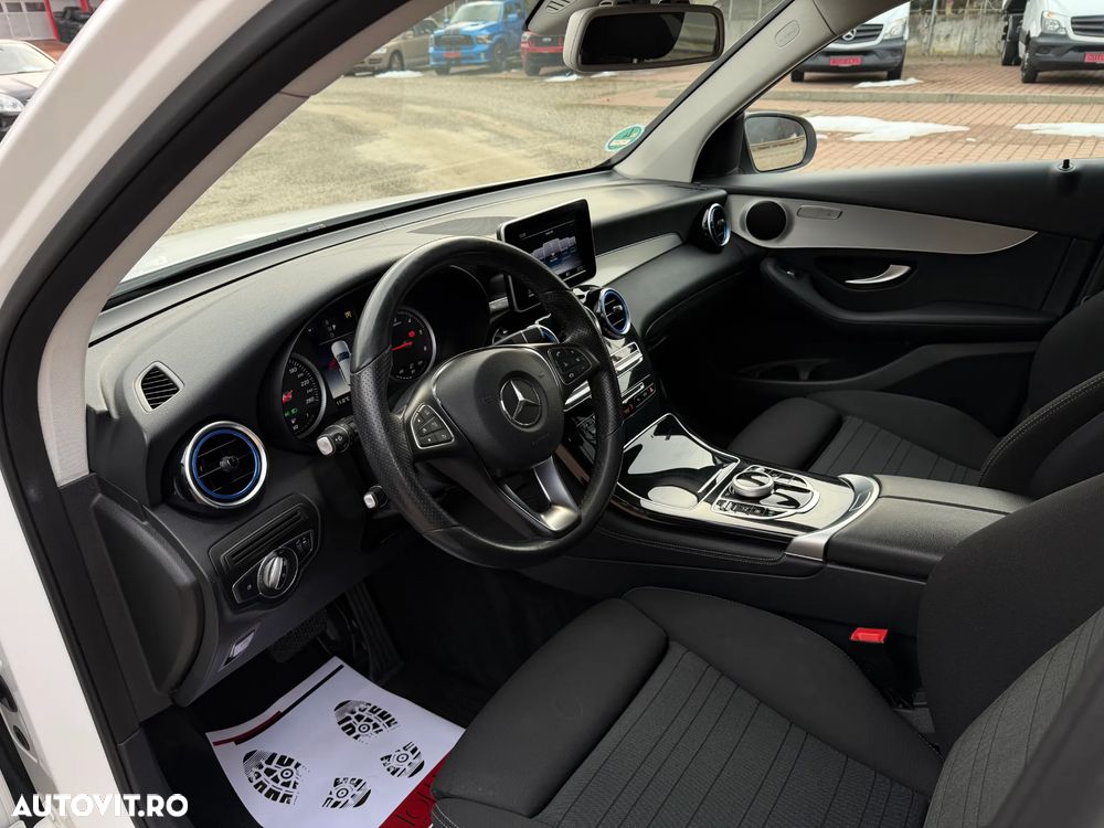 Mercedes-Benz GLC 220 d 4MATIC 9G-TRONIC - 19