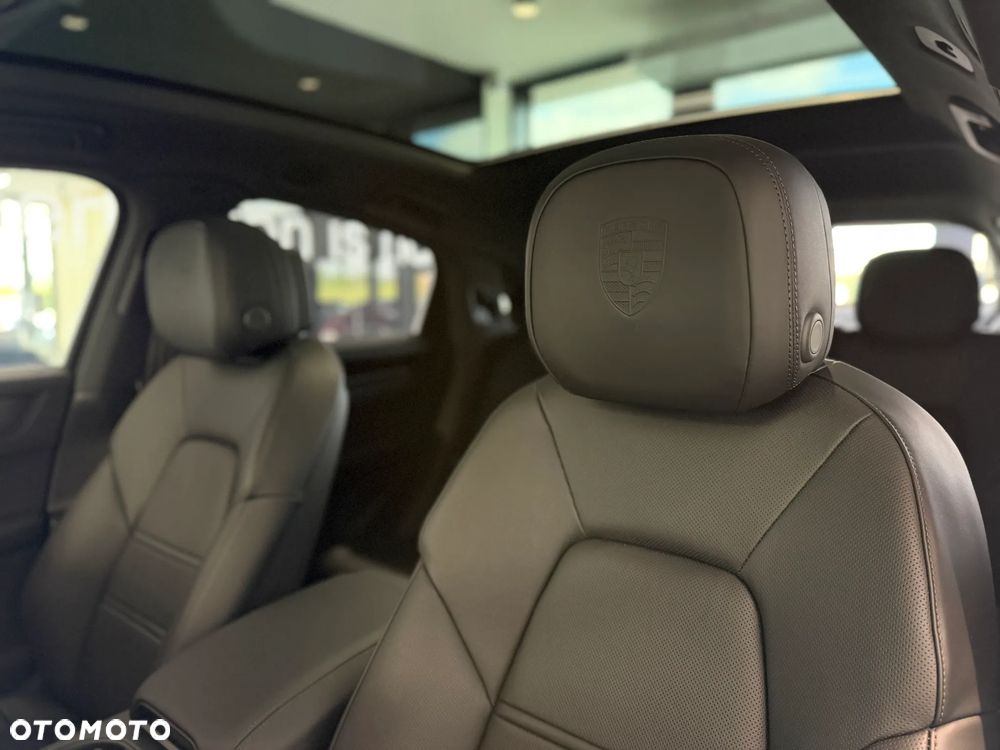 Porsche Cayenne Black Edition - 21