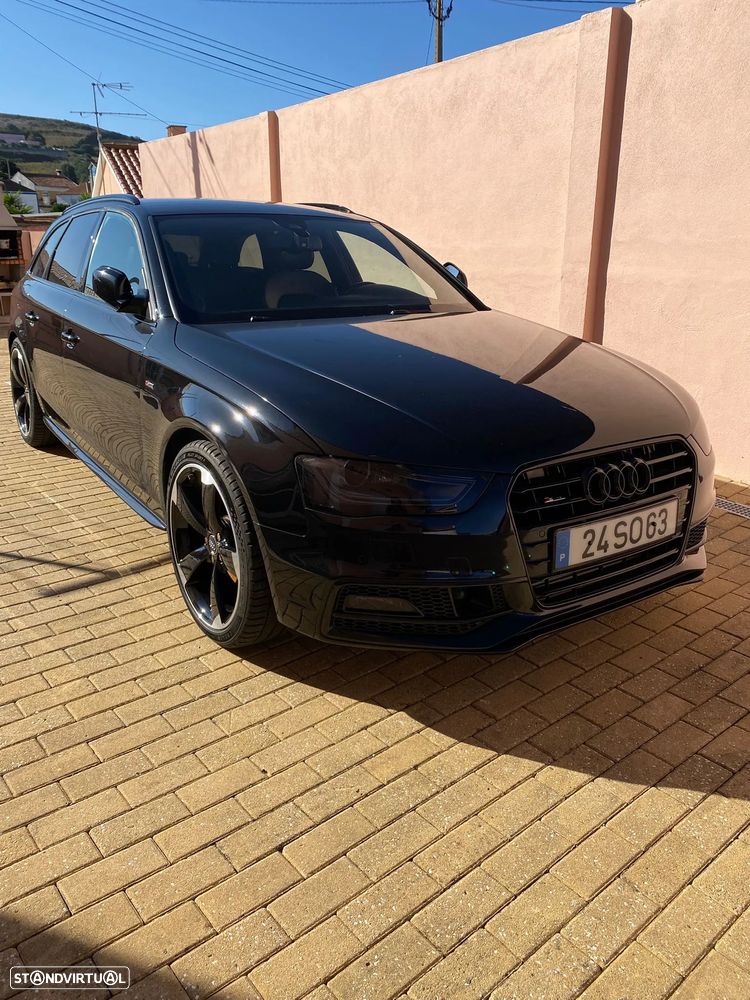 Audi A4 Avant 2.0 TDI DPF S line Sport Pack - 2