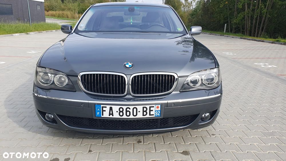 BMW Seria 7 740i - 14