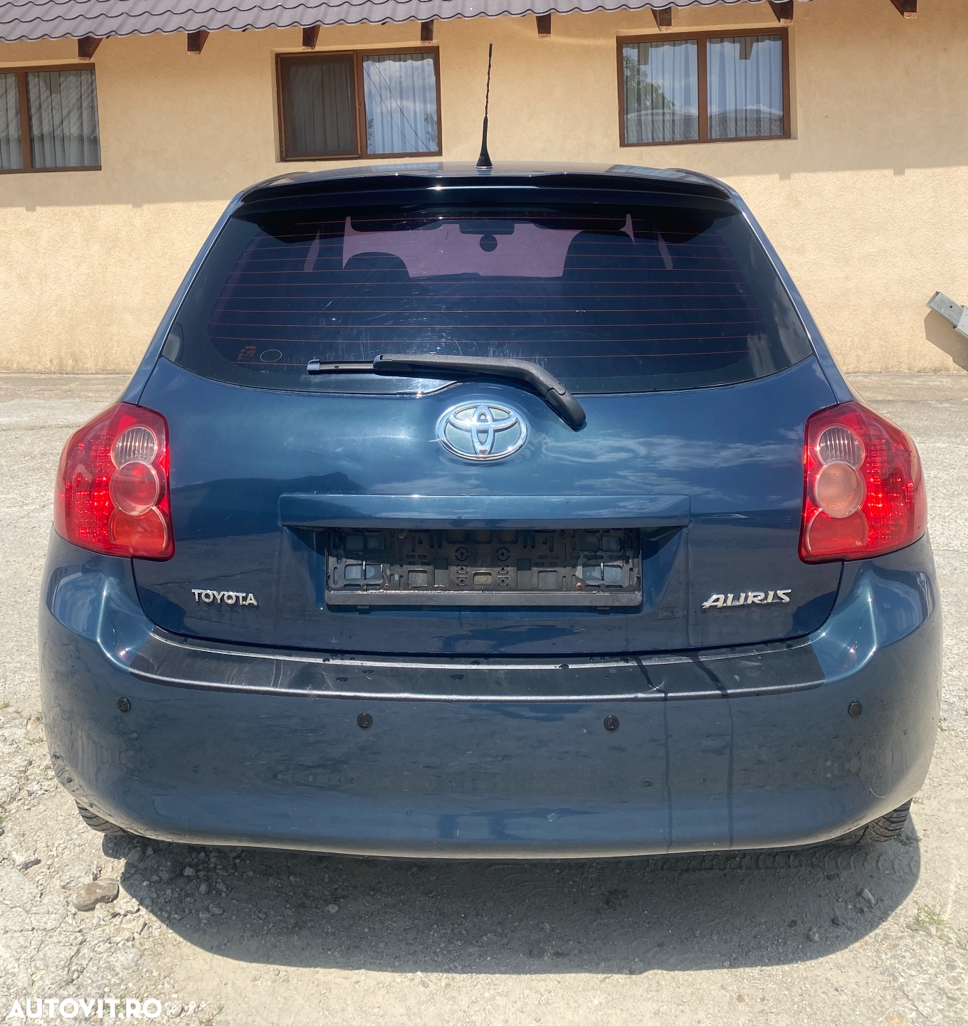 Toyota Auris 1.4 D-4D Aut Luna Plus - 3