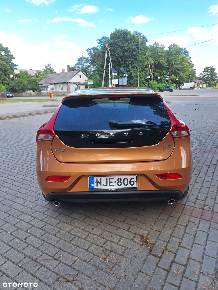 Volvo V40 D3 Geartronic Momentum - 5