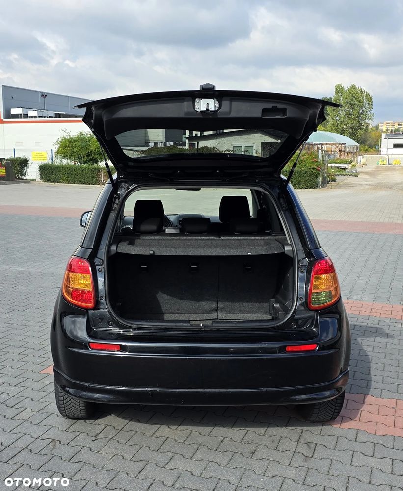 Suzuki SX4 1.6 Comfort Plus - 5