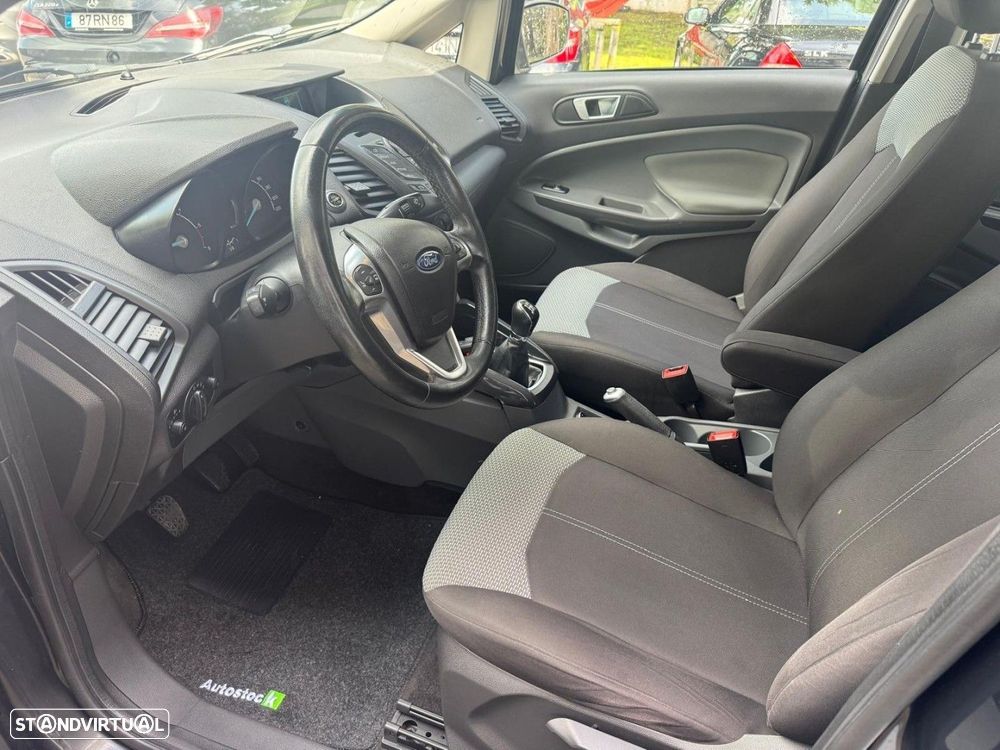 Ford EcoSport 1.5 TDCi Titanium - 10