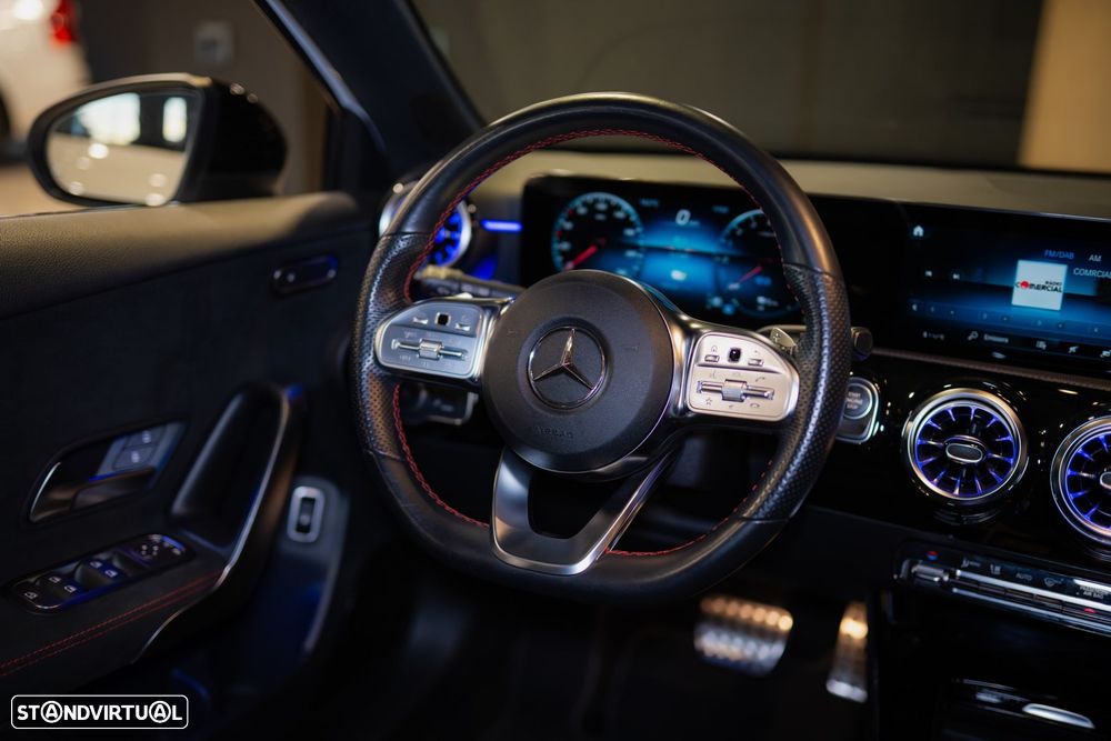 Mercedes-Benz A 250 e 8G-DCT AMG Line - 27