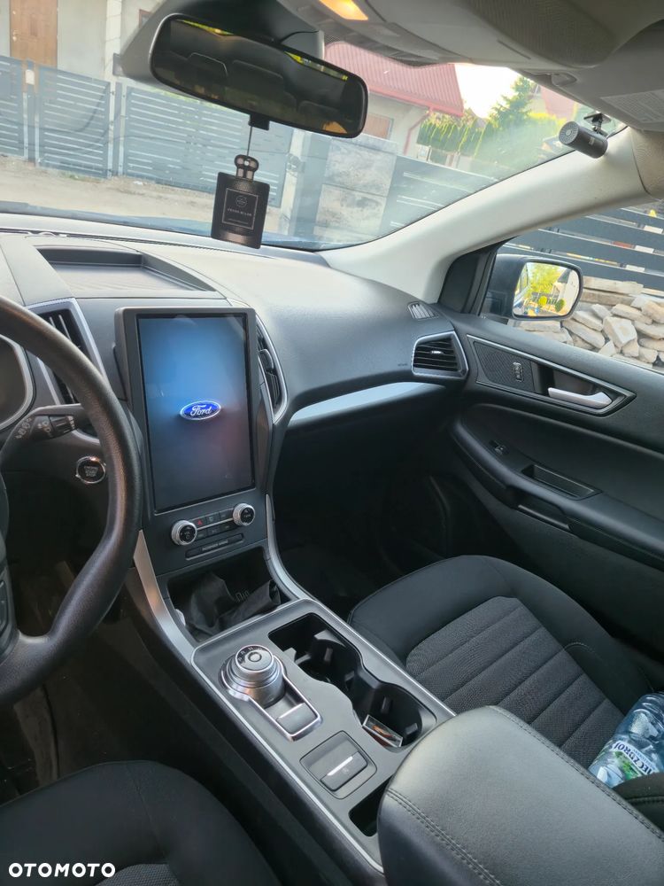 Ford Edge - 10